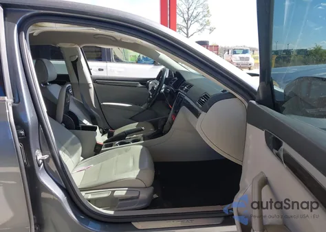 2018 Volkswagen Passat 2.0T Se from USA, damaged, VIN 1VWBA7A34JC026184